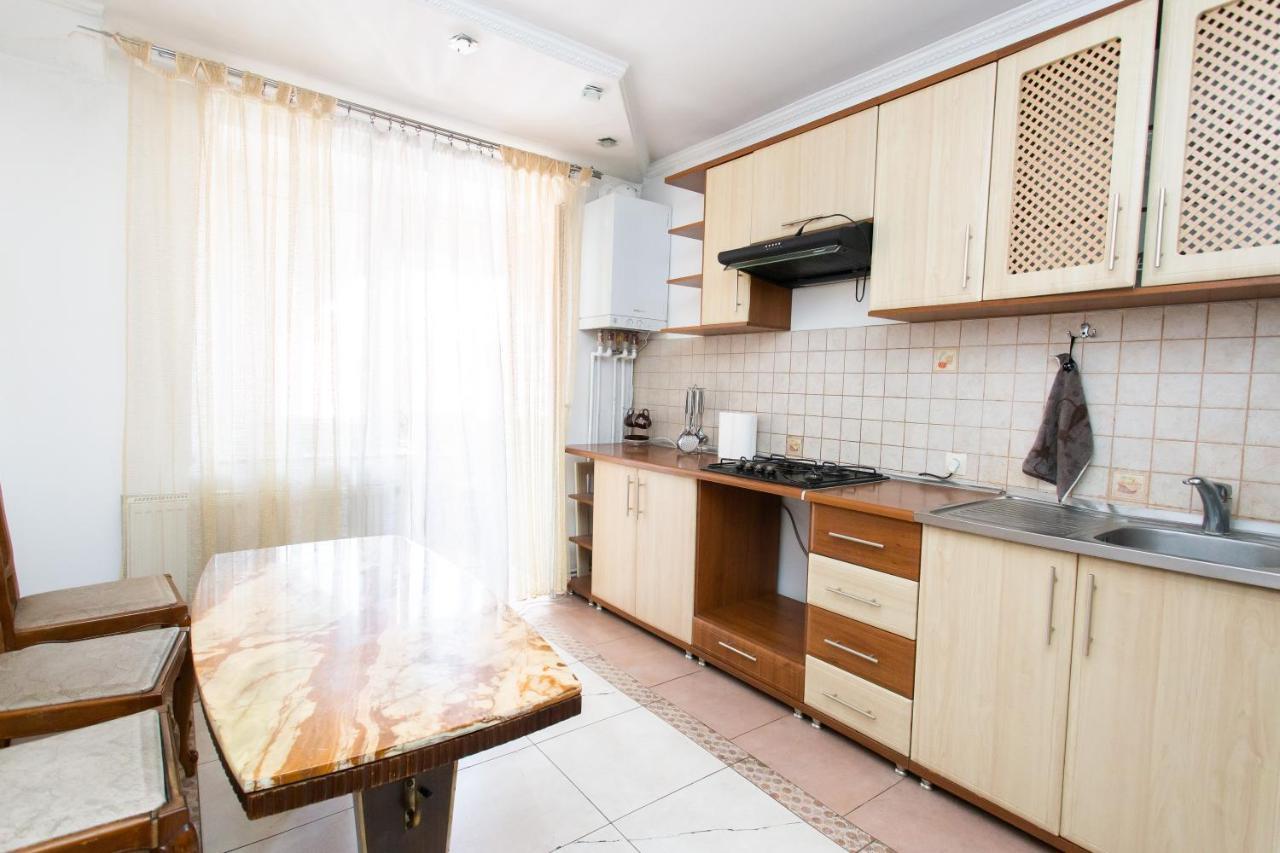 2 Кім. Квартира З Видом На Озеро+5 Хв Доцентру Τερνόπιλ Εξωτερικό φωτογραφία